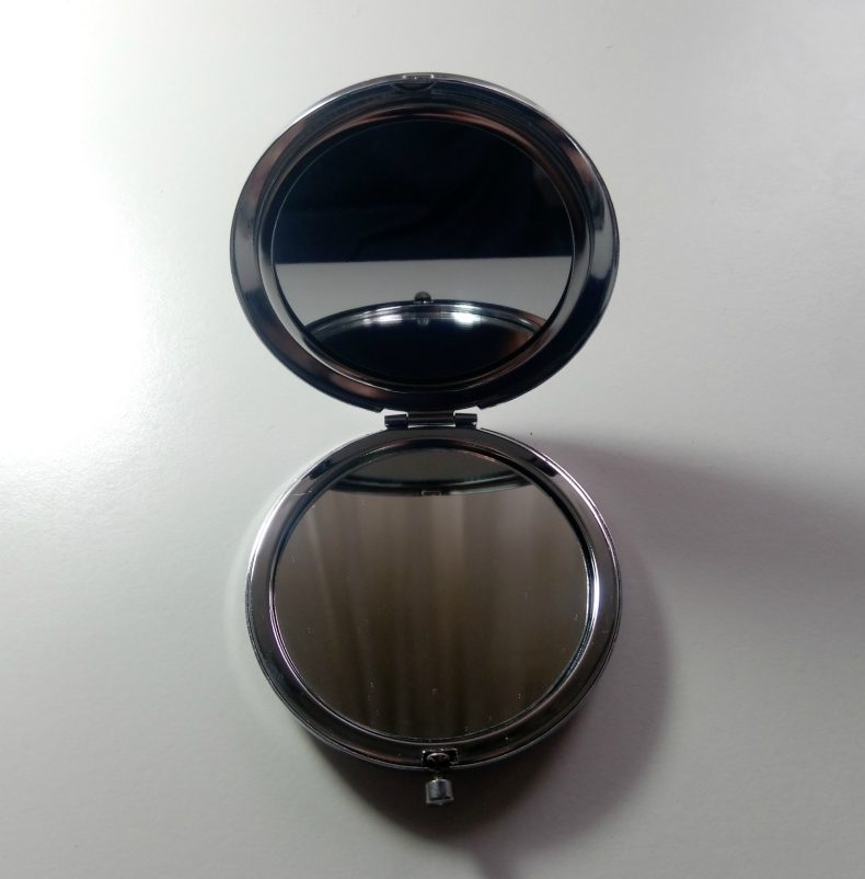 Огледалце за шминку 2